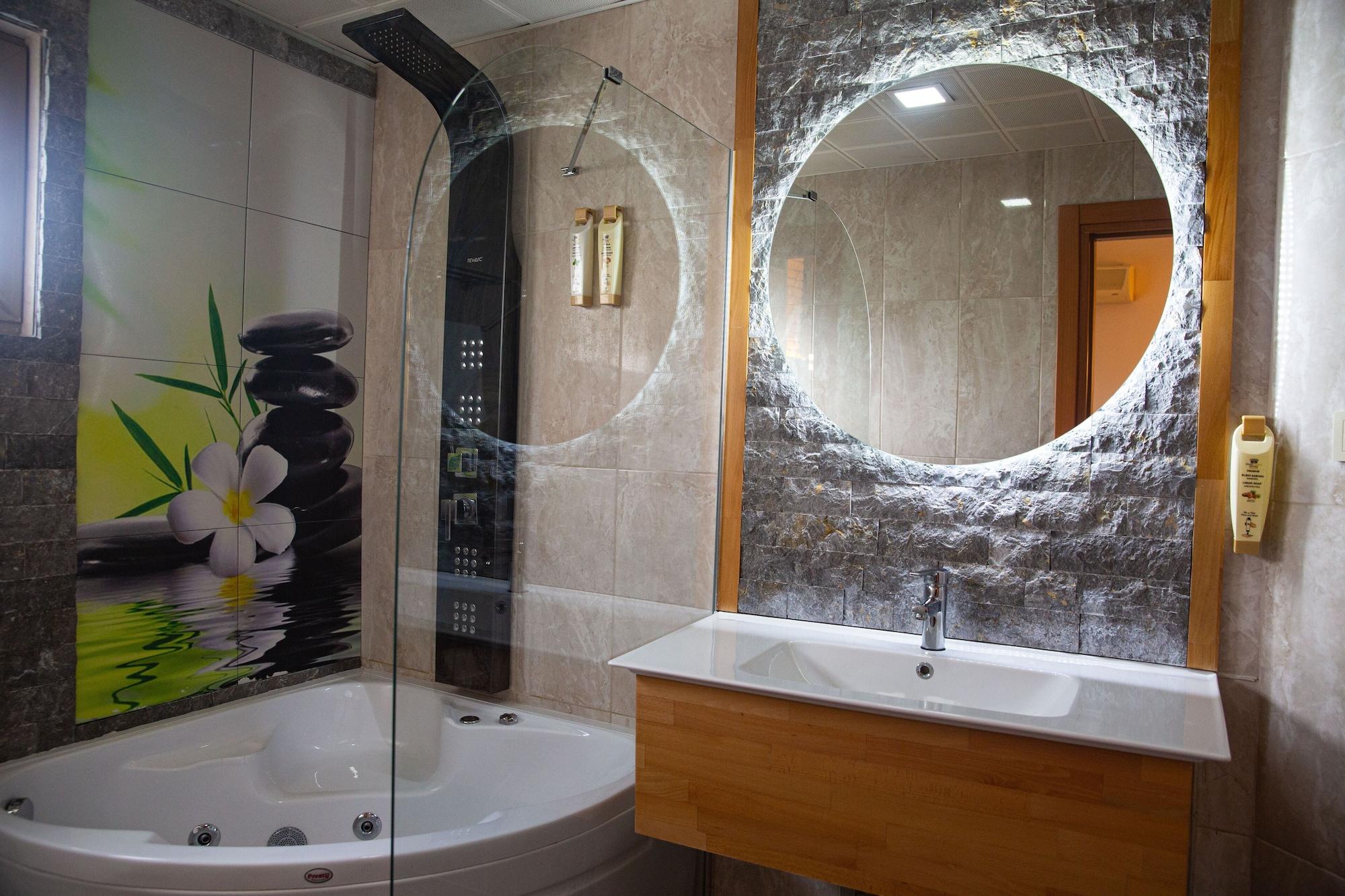 Emirtimes Hotel Kadikoey Istanbul Ngoại thất bức ảnh